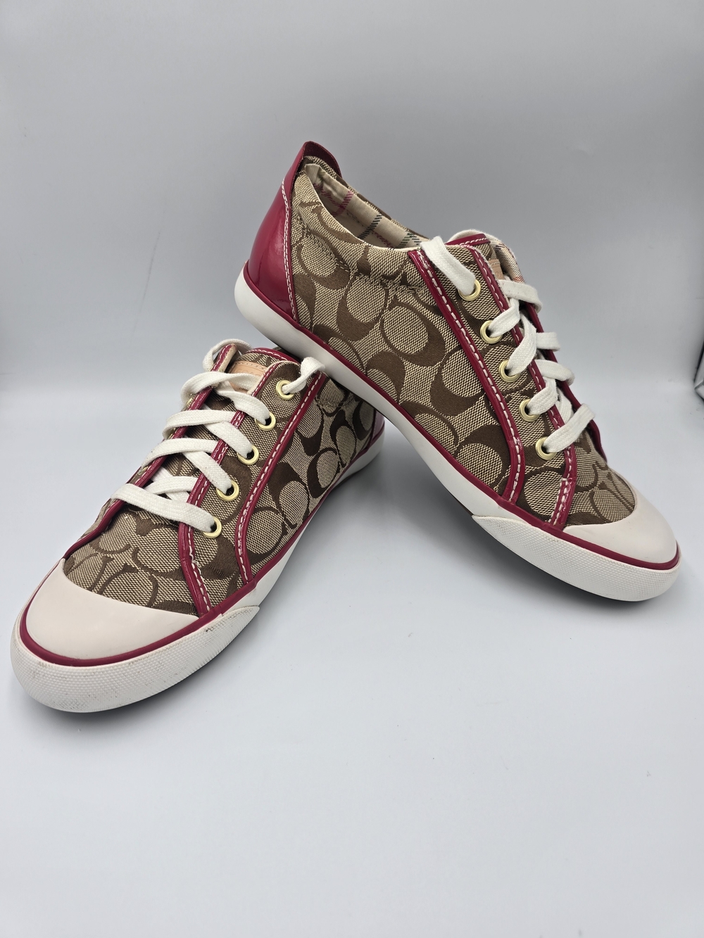 COACH A1368 Barrett Sneakers Khaki Signature Canvas Magenta Leather Trim Sz 9.5B